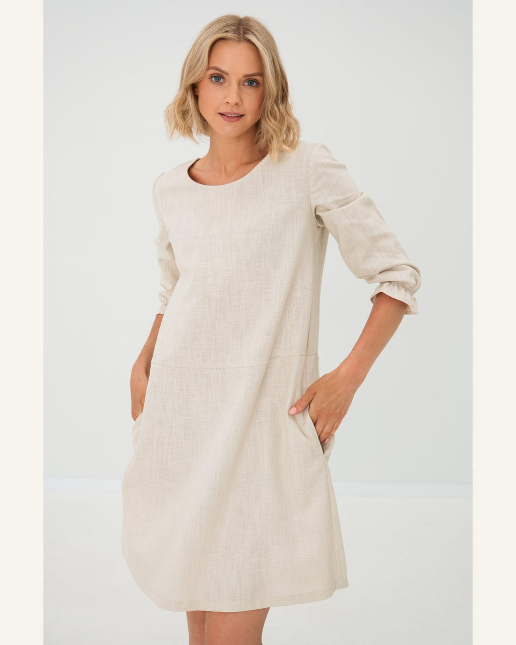 Leinenkleid mit langen Ärmeln und Gürtel - Produktbild 2