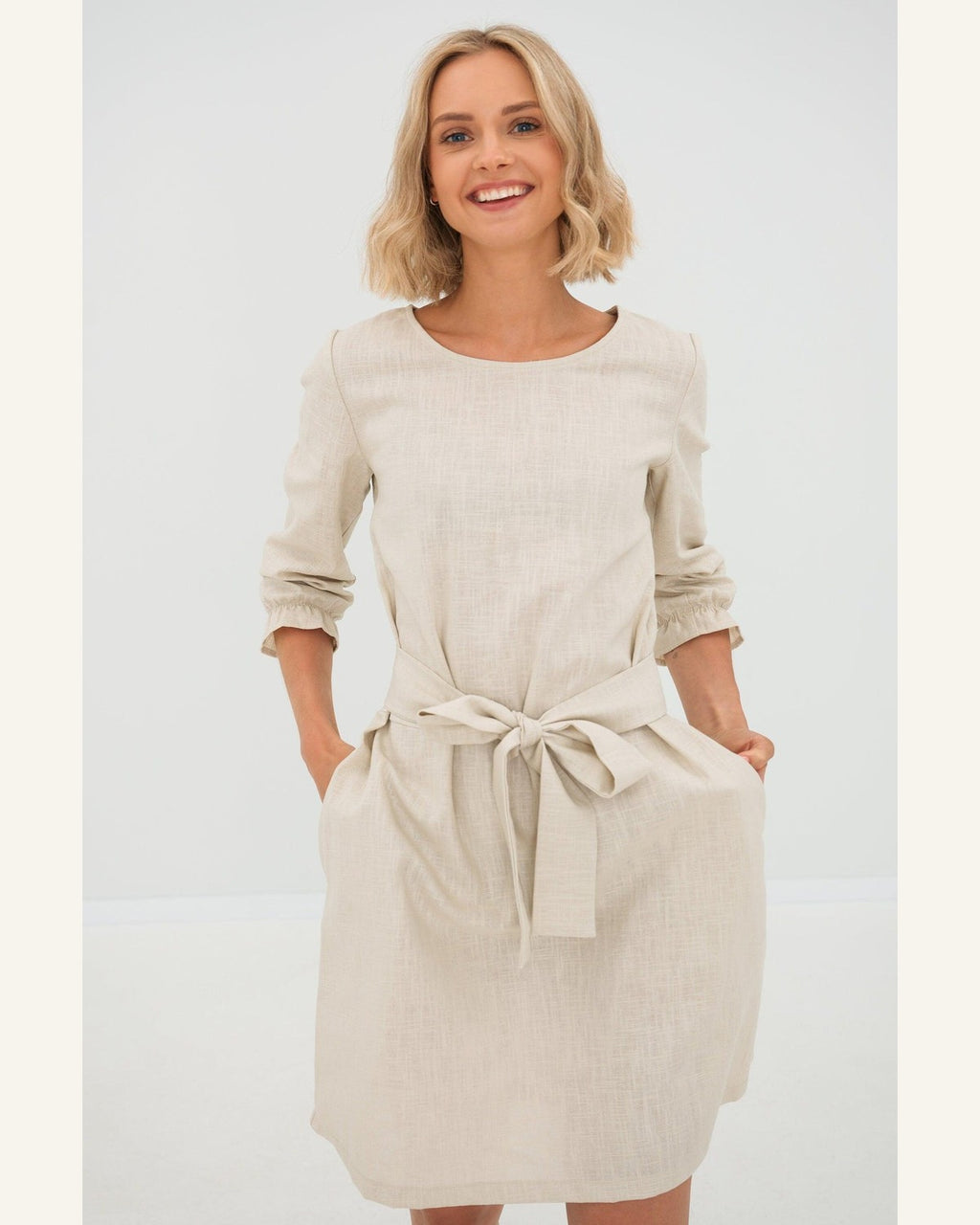 Leinenkleid mit langen Ärmeln und Gürtel - Produktbild 4