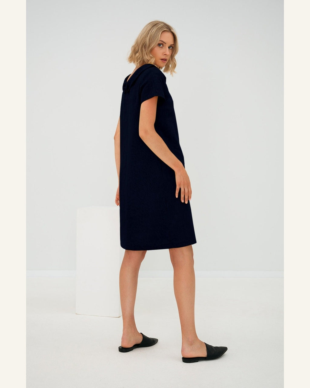 Midi-Shiftkleid aus Leinenmix - Produktbild 2