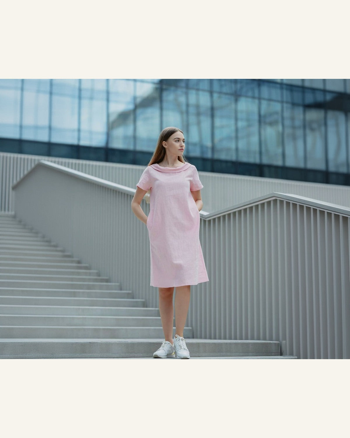 Türkisfarbenes Kleid mit Schleife - Produktbild 3